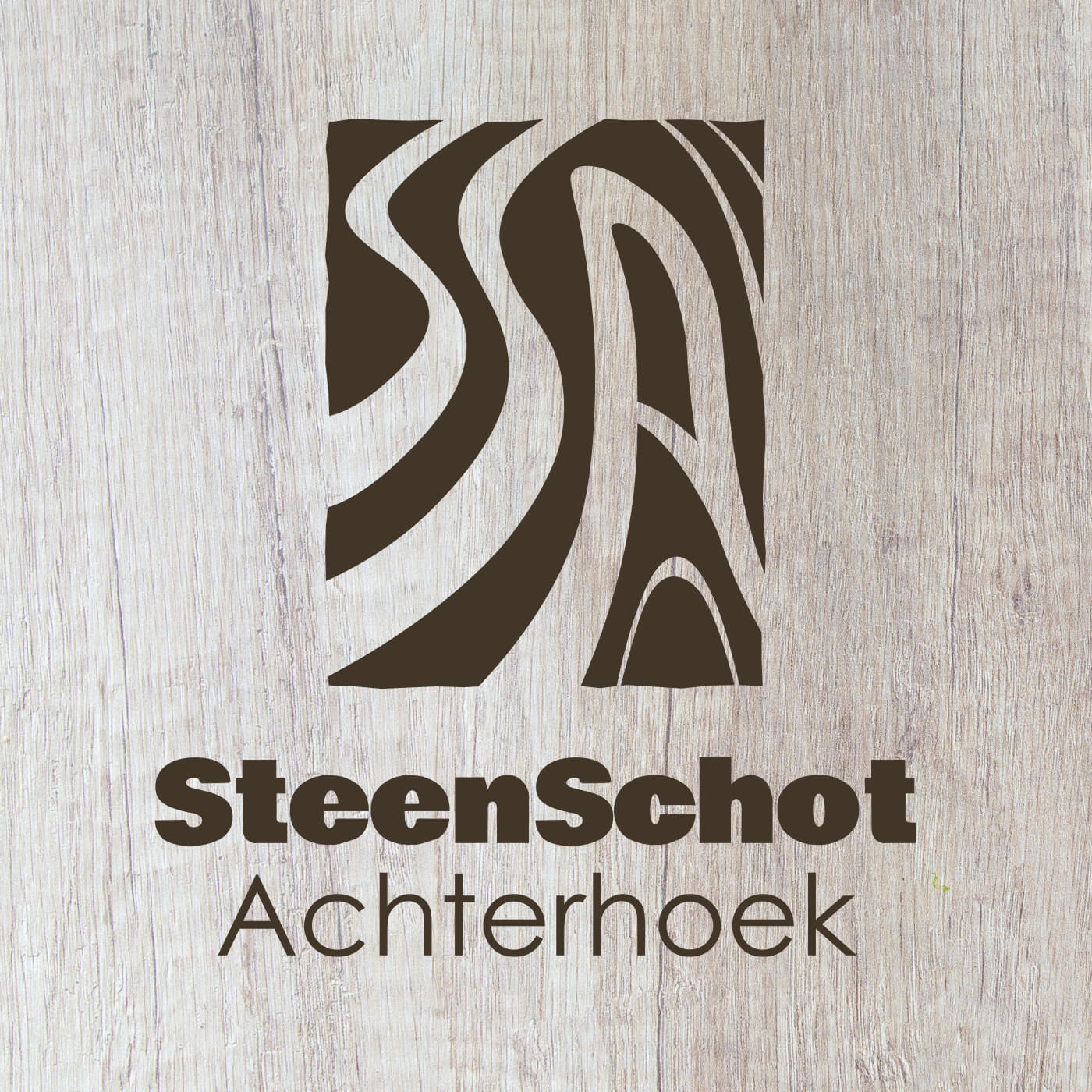 Logo ontwerp Steenschot Achterhoek met houtnerven op de achtergrond